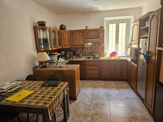 Bilocale in Vendita a Ventimiglia, 130'000€, 66 m²