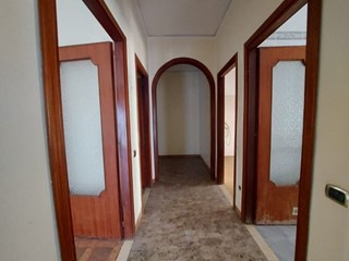 Bilocale in Vendita a Casoria, 115'000€, 67 m²