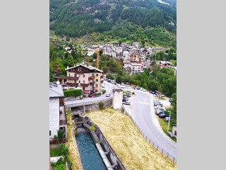 Quadrilocale in Vendita a Chiesa in Valmalenco, 210'000€, 110 m²