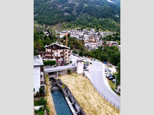 Quadrilocale in Vendita a Chiesa in Valmalenco, 200'000&euro;, 110 m²
