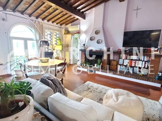 Villa bifamiliare in Vendita a Montecarlo, 445'000€, 165 m², arredato