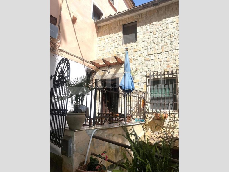 Trilocale in Vendita a Monte San Biagio, 90'000&euro;, 67 m², arredato