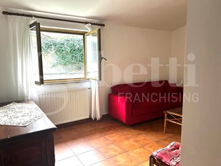 Villa in Vendita a Terracina, 195'000€, 145 m²