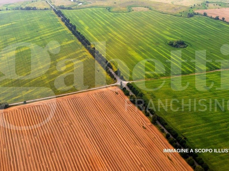 Terreno edificabile in Vendita a Rovigo, 95'000€, 1360 m²