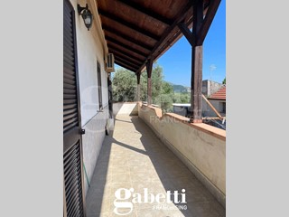 Casa Indipendente in Vendita a Bellona, 228'000€, 150 m²