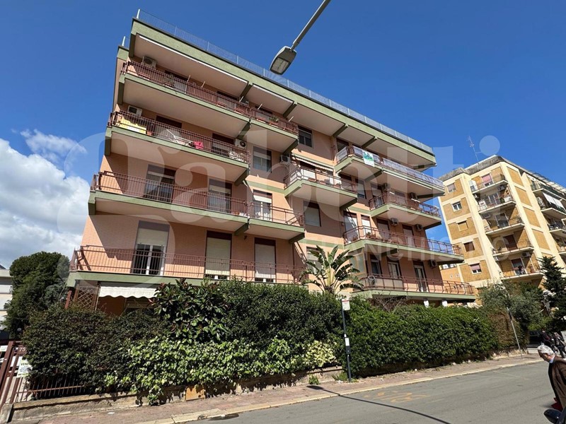 Quadrilocale in Vendita a Bari, 280'000€, 120 m²