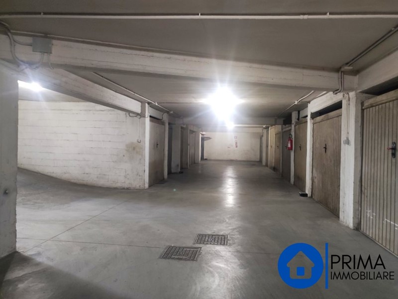 Box in Affitto a Terni, 13 m²