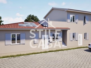 Trilocale in Vendita a Pescia, zona Collodi, 225'000€, 87 m²