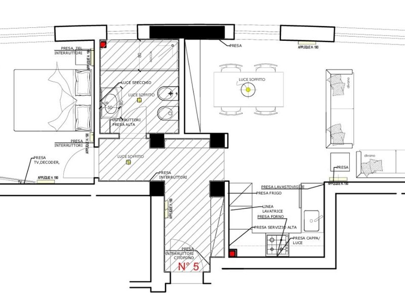 Trilocale in Vendita a Massa, 250'000&euro;, 70 m², con Box