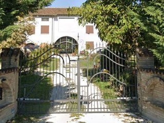 Quadrilocale in Vendita a Castelnovo di Sotto, 150'000€, 75 m²