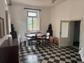 Appartamento in Vendita a Calci, 165'000€, 220 m²