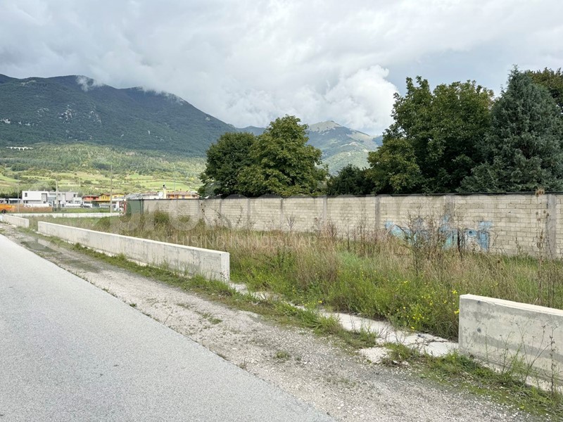 Terreno edificabile in Vendita a Castel di Sangro, 180'000€, 760 m²