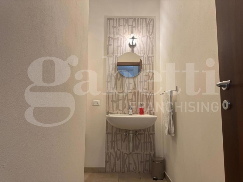 Bilocale in Vendita a Piacenza, 172'000€, 94 m², arredato