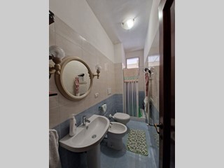 Appartamento in Vendita a Brindisi, 135'000€, 128 m²