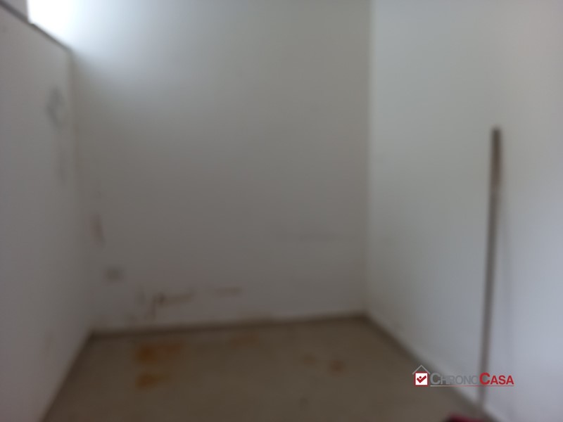 Negozio in Affitto a Messina, 320€, 40 m²