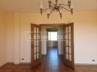 Appartamento in Vendita a Pisa, zona Putignano Pisano, 325'000€, 116 m², con Box