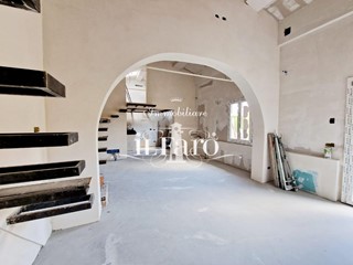 Appartamento in Vendita a Campi Bisenzio, zona San Piero a Ponti, 320'000€, 115 m²