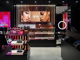 Negozio in Affitto a Empoli, 3'000&euro;, 100 m²