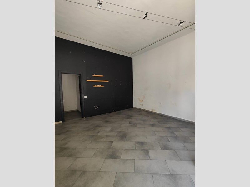 Immobile commerciale in Affitto a Pisa, 650€, 30 m²