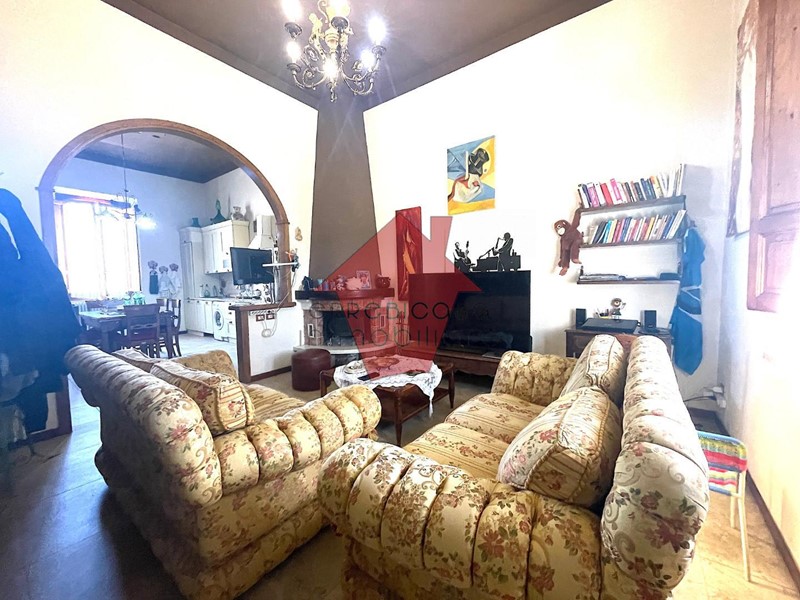 Appartamento in Vendita a Vinci, zona Sovigliana, 320'000€, 120 m²