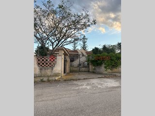 Villa in Vendita a Manduria, 98'000€, 120 m²