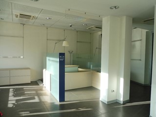 Ufficio in Affitto a Padova, 3'300€, 216 m²