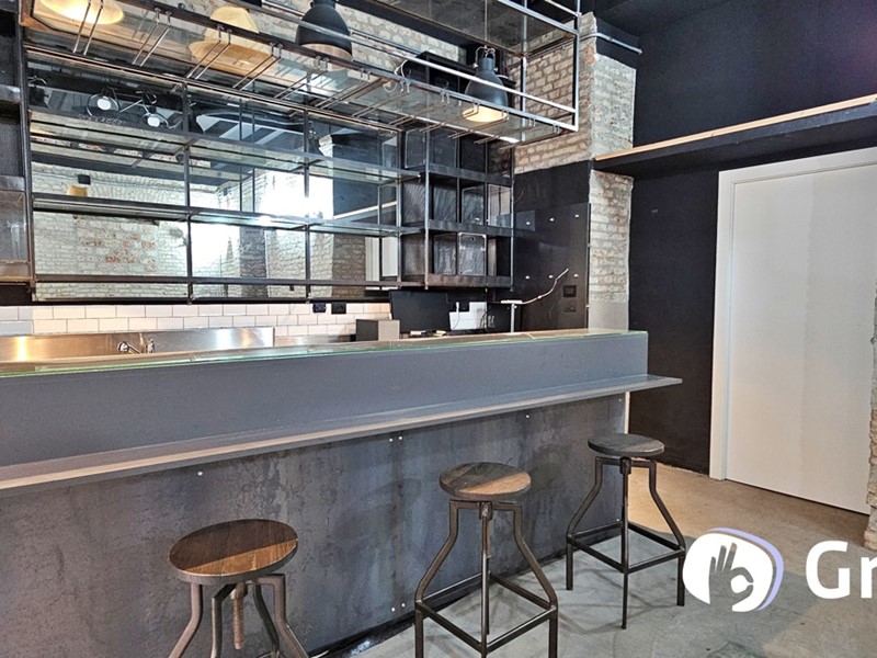 Negozio in Affitto a Milano, 1'500€, 54 m², arredato