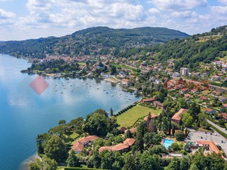 Villa in Vendita a Meina, 1'230'000€, 158 m², arredato