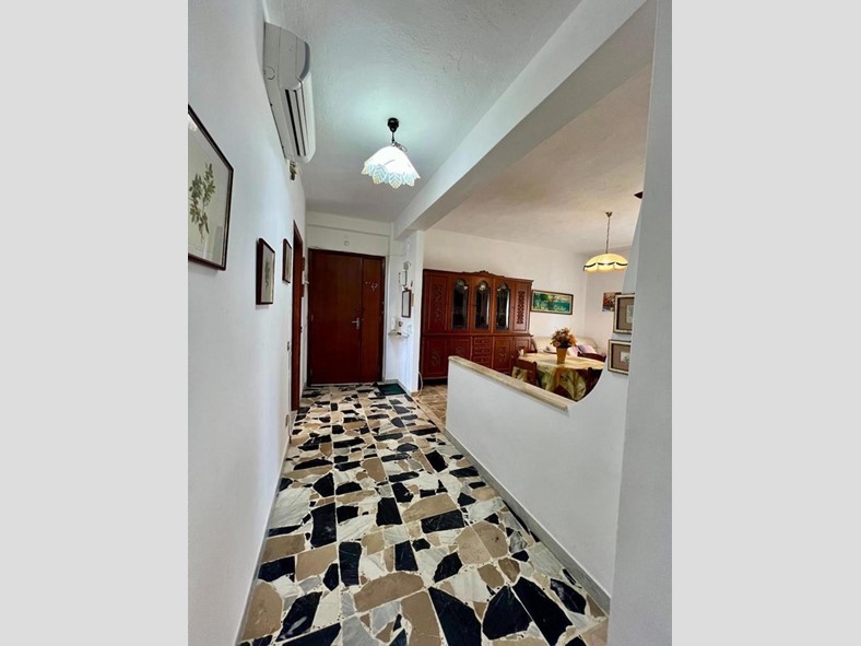 Quadrilocale in Vendita a Muravera, 99'000€, 90 m², arredato