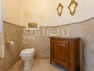 Villa in Vendita a Fiume Veneto, 510'000€, 320 m²