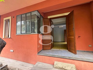 Bilocale in Vendita a Milazzo, 150'000€, 46 m², arredato