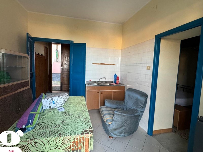 Casa Indipendente in Vendita a Patti, 45'000€, 80 m², arredato