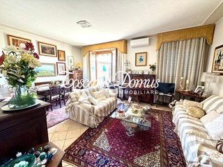 Appartamento in Vendita a Siena, 410'000&euro;, 140 m², arredato