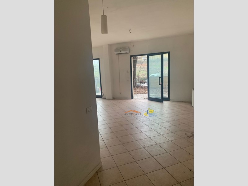 Bilocale in Vendita a Parma, 95'000€, 55 m²