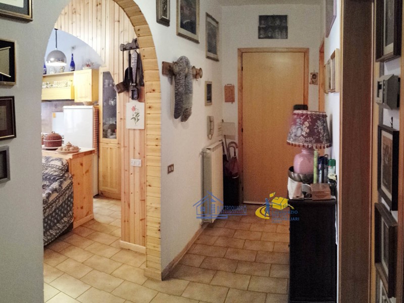 Trilocale in Vendita a Monchio delle Corti, 69'000&euro;, 75 m², arredato, con Box