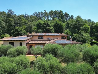 Villa in Vendita a Lucca, 870'000&euro;, 350 m², con Box