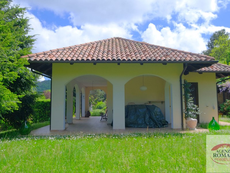 Casa Indipendente in Vendita a Pontinvrea, 265'000€, 132 m²