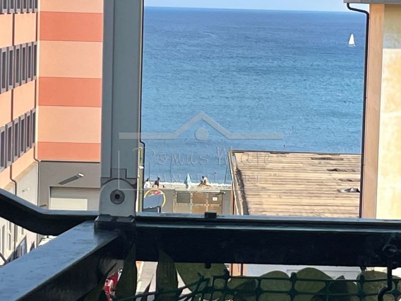 Trilocale in Affitto a Savona, 75 m², arredato