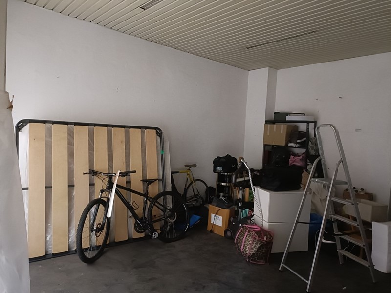 Immobile commerciale in Vendita a Genova, zona Sampierdarena, 32'000€, 45 m²