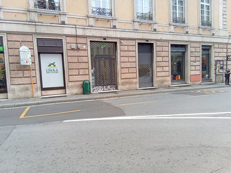 Immobile commerciale in Affitto a Genova, zona Centro, 1'200€, 42 m²