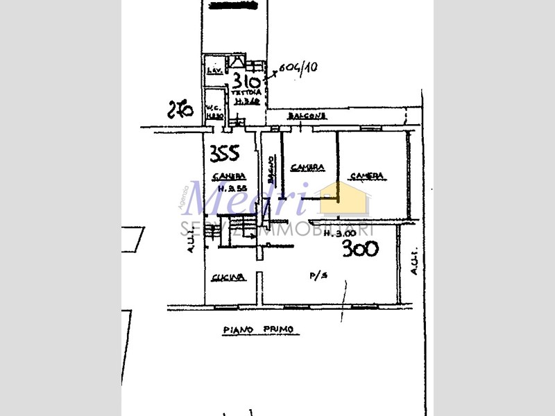 Appartamento in Vendita a Cesena, zona Centro Storico, 390'000€, 214 m², arredato