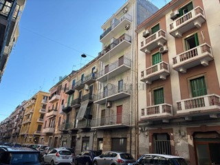 Quadrilocale in Vendita a Bari, 145'000€, 90 m²