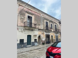 Casa Indipendente in Vendita a Bari, 175'000€, 200 m²