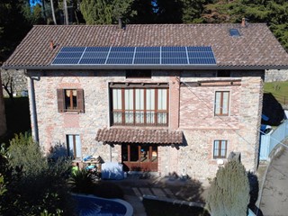 Casa Indipendente in Vendita a Varese, 495'000€, 263 m², con Box