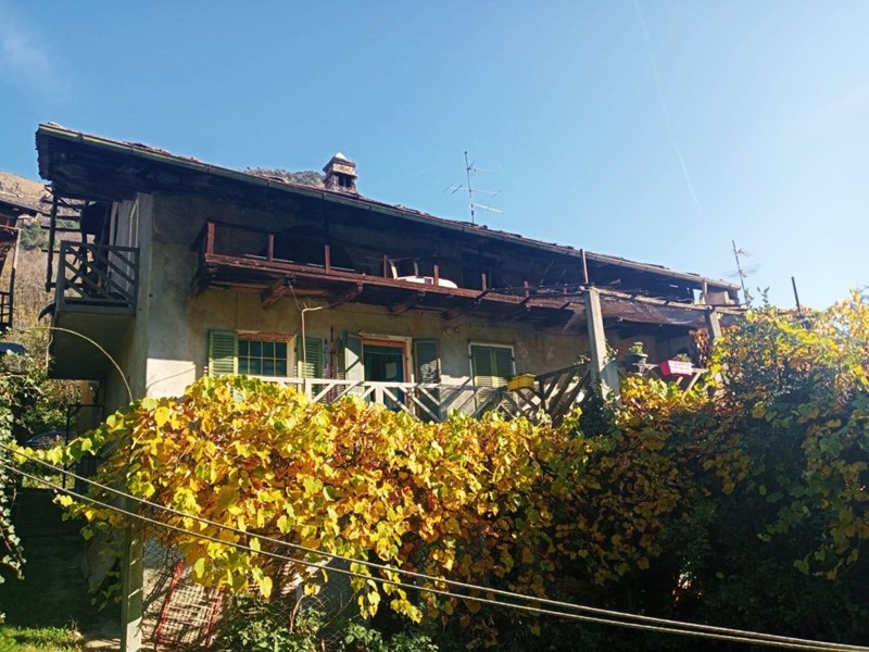 Casa Indipendente in Vendita a Perosa Argentina, 80'000€, 280 m²