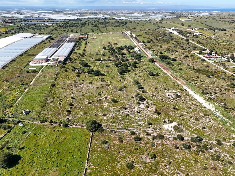Terreno agricolo in Vendita a Portopalo di Capo Passero, 70'000€, 8984 m²