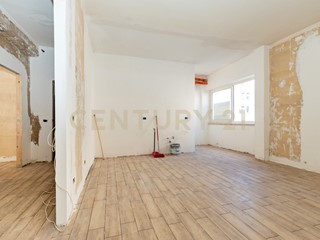 Trilocale in Vendita a Catania, 62'000&euro;, 87 m²