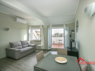 Quadrilocale in Affitto a Genova, zona Sestri Ponente, 1'200€, , arredato