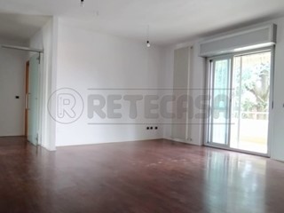 Appartamento in Vendita a Marcianise, 169'000€, 120 m²