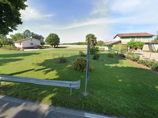 Terreno edificabile in Vendita a Chiopris Viscone, 59'000€, 1229 m²